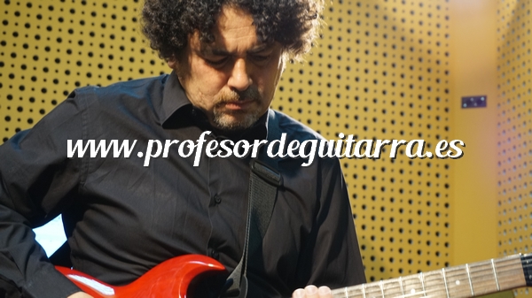 Clases de perfeccionamiento guitarra Fuenlabrada
